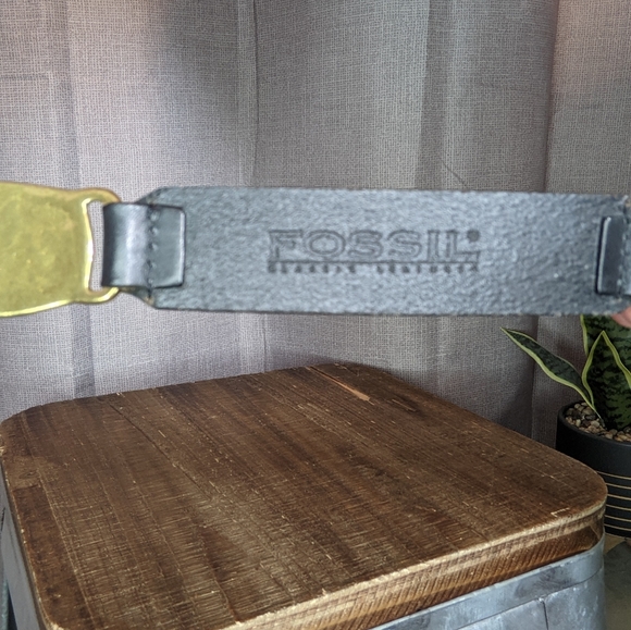 Fossil leather and brass belt - Picture 2 of 3